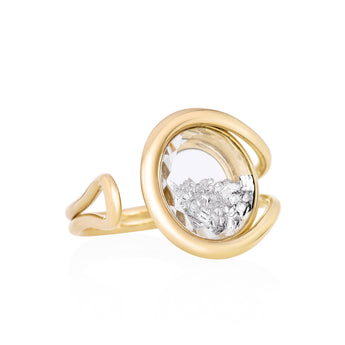 Bote Open Ring by Moritz Glik in 18k yellow gold with 1.0ct diamonds enclosed in a round Kaleidoscope Shaker on white background, facing right