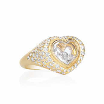 The Afeto Signet Gala Ring by Moritz Glik featuring 1.33ct of diamonds set and enclosed in a Kaleidoscope Shaker™ in 18k gold. Facing slightly right