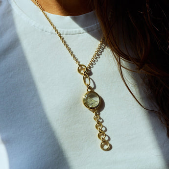 Curso Lariat Necklace product_description_first_two_sentences - shop_name