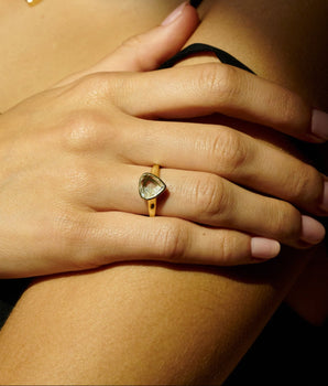 Neue Heart - ish Ring Rings - Moritz Glik Ready to Ship diamonds