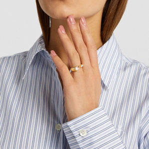 Plural Open Ring in 18 karat gold by MORITZ GLIK