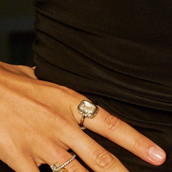 Antique Ring Petite product_description_first_two_sentences - shop_name