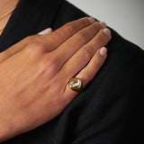 Dedinho Signet Ring Rings - Moritz Glik diamonds signet Core
