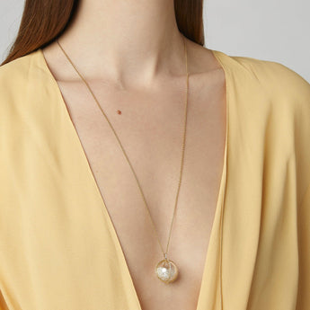 Globe 22 Shaker Pendant Necklaces - Moritz Glik diamonds fall edit Core