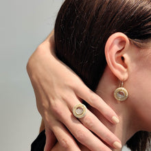 Load image into Gallery viewer, Diamond in Tagua Shaker Ring Rings - Moritz Glik Recycled Gold Sustainable diamonds
