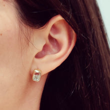 Load image into Gallery viewer, Esmeralda Diamond Studs Earrings - Moritz Glik diamonds fall edit Apura

