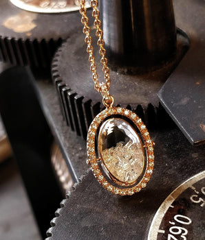 Halo Oval Shaker Necklace Necklaces - Moritz Glik diamonds Core