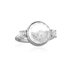 Three Stone Shaker Ring Round Rings - Moritz Glik Core diamonds Alternative Bridal